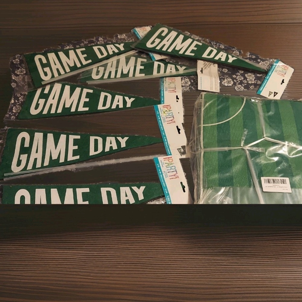 Unique Party Gameday Banners (6) Kids Football Rug Childrens Bedroom Sports